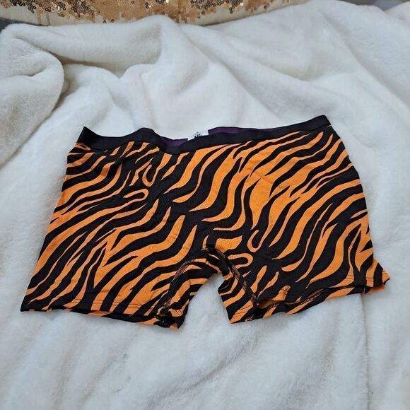 MeUndies  Womens Boy Short ADORABLE SOFT AND COMFORTABLE NWOT - Picture 1 of 10